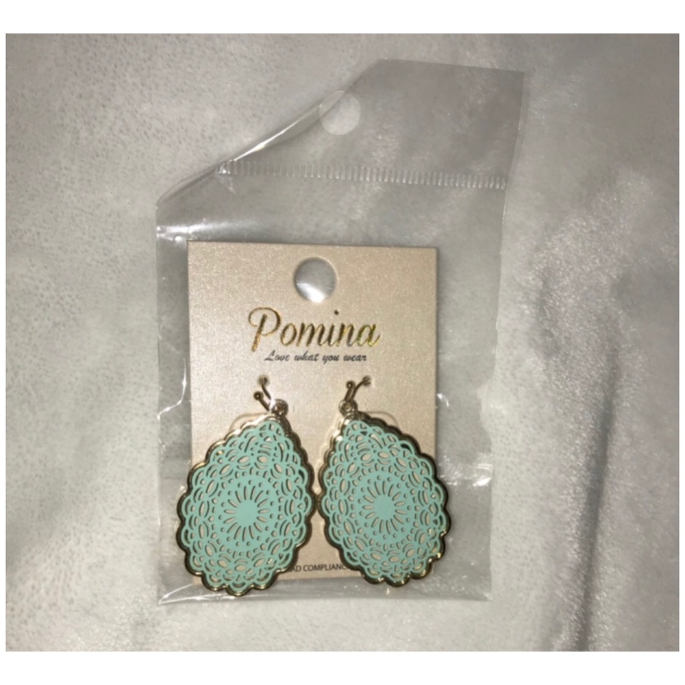 POMINA Mandala Tear Drop Hook Earrings - Picture 6 of 7